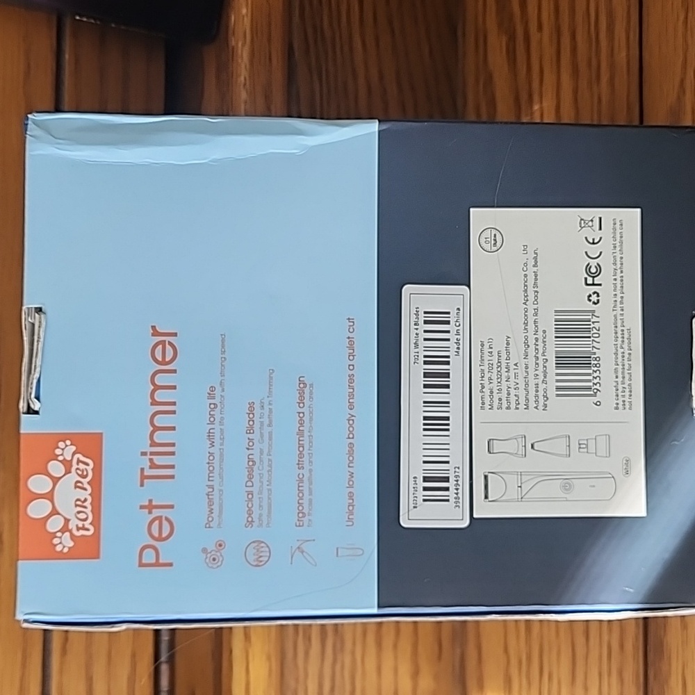 New In Box Pet trimmer - Picture 2 of 3